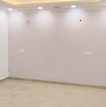 Room in 4 BHK Builder Floor at Greater Kailash Part 3 – for Sale