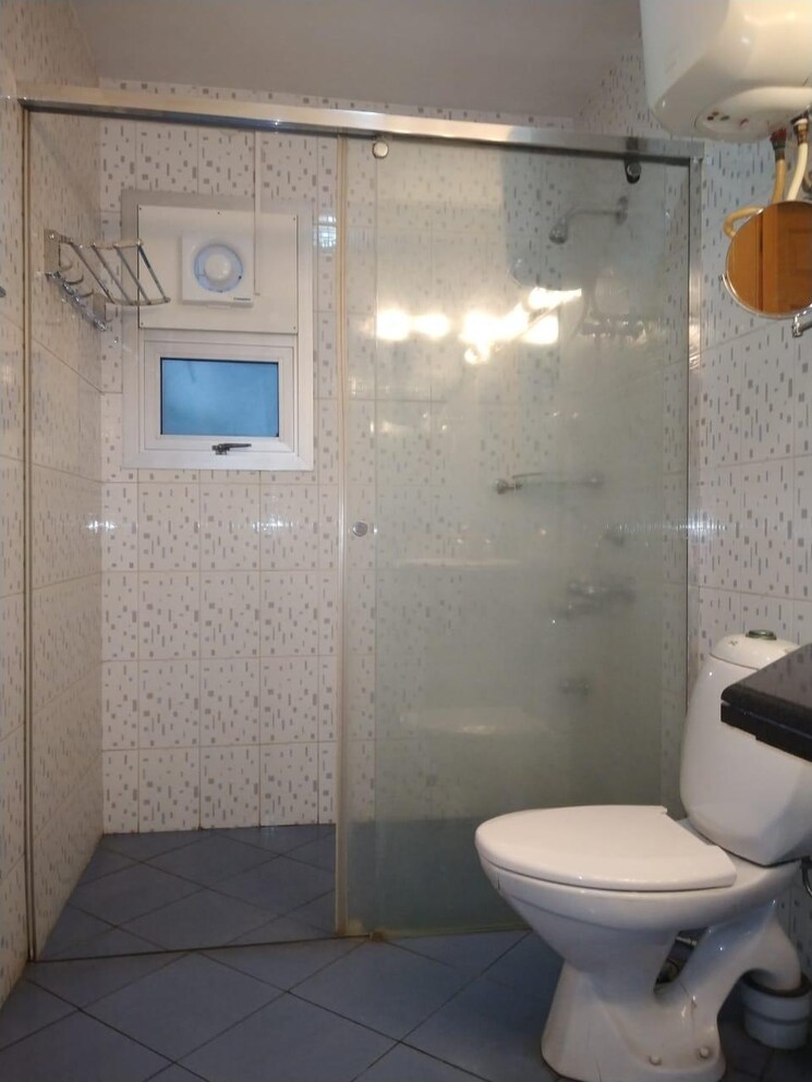 Bathroom, embassy-boulevard 6 Bedroom 7500 Sq.Ft. Villa In Yelahanka Bangalore 7528359