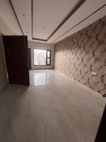 Room in 2 BHK Builder Floor at Kharar Mohali Road – for Sale