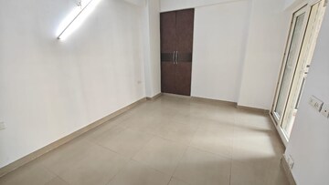 Room in 2.5 BHK Apartment at Newtech La Palacia, Tech Zone 4 Greater Noida – for Sale