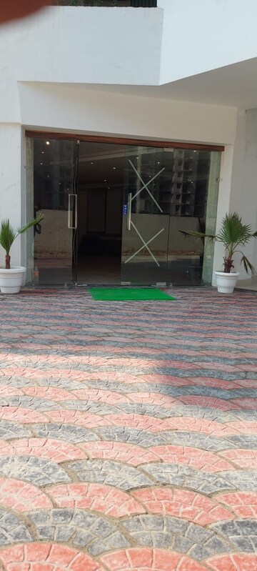 2.5 BHK Apartment – Garden View at Newtech La Palacia, Tech Zone 4 Greater Noida - for Sale
