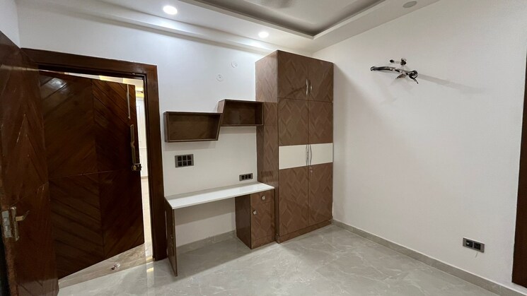 Kitchen, sector 85 3 Bedroom 2250 Sq.Ft. Builder Floor In Sector 85 Faridabad 7528952