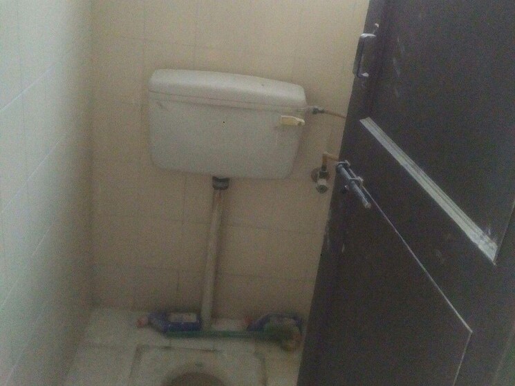 Bathroom, karan-gharonda 1 Bedroom 700 Sq.Ft. Apartment In Wadgaon Sheri Pune 7528984