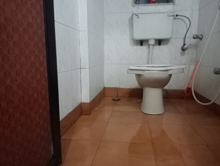 Bathroom, dheeraj-enclave 2 Bedroom 915 Sq.Ft. Apartment In Borivali East Mumbai 7529063