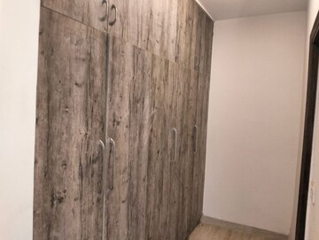 Furnished Amenities in 3 BHK Builder Floor at Sector 46 – for Sale