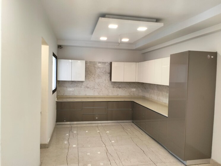 Kitchen, sector 46 3 Bedroom 2835 Sq.Ft. Builder Floor In Sector 46 Faridabad 7529386