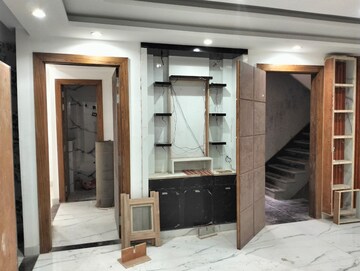 Living Room in 4 BHK Builder Floor at Sector 46 – for Sale