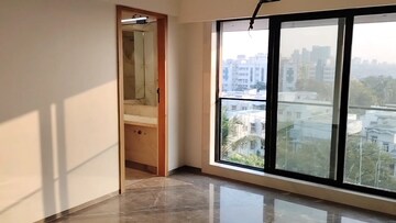 Room in 3 BHK Apartment at Santacruz West – for Sale