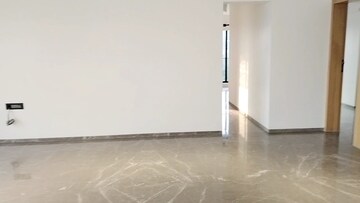 Room in 3 BHK Apartment at Santacruz West – for Sale