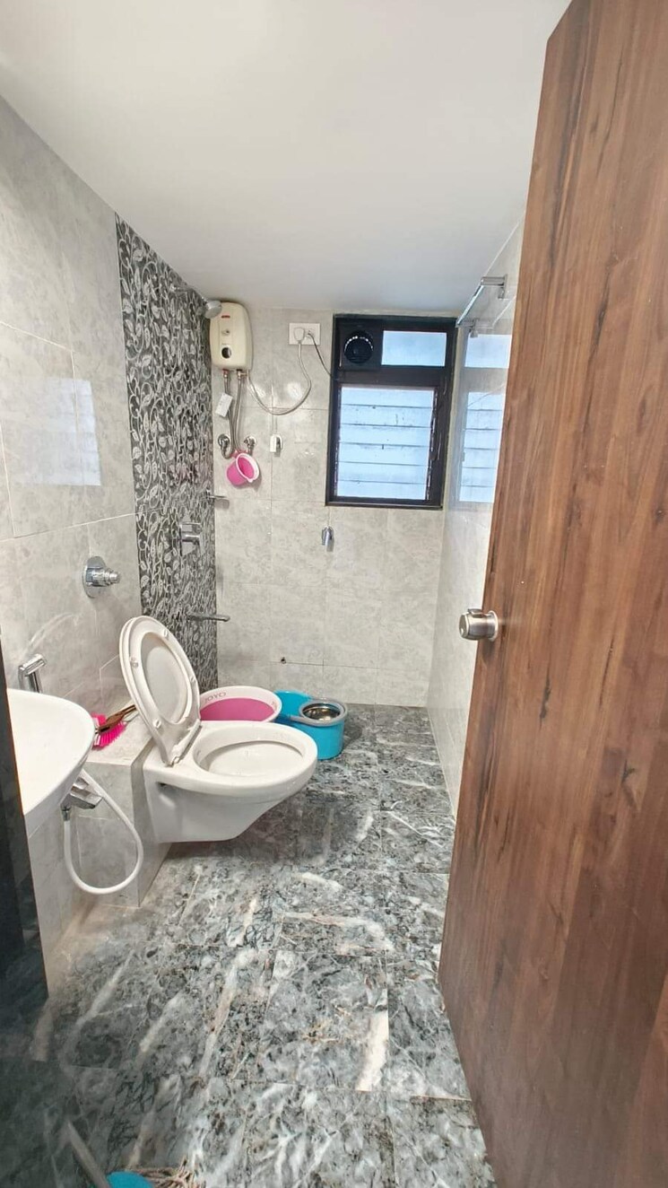 Bathroom, gurukrupa-guru-atman-phase-2 2 Bedroom 983 Sq.Ft. Apartment In Kalyan West Thane 7529455