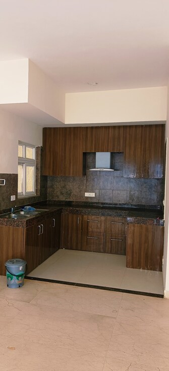 3 BHK Apartment For Rent in BPTP Astaire Gardens Sector 70a Gurgaon  7529949