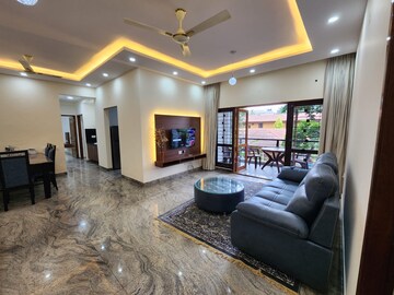 Living Room in 3 BHK Apartment at Richmond Town – for Rent