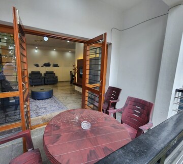 Living Room in 3 BHK Apartment at Richmond Town – for Rent