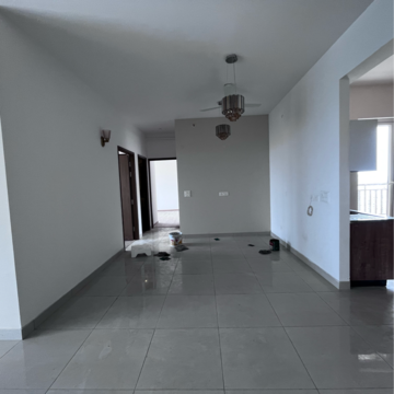 Room in 3 BHK Apartment at ABA Ivy County, Sector 75 – for Sale