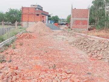  Plot – Exterior View View at Raebareli Road - for Sale