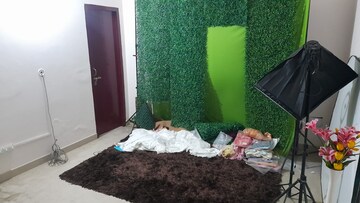 Bedroom in 3 BHK Apartment at Mahanagar – for Sale