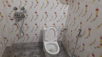 Bathroom in 3 BHK Apartment at Mahanagar – for Sale