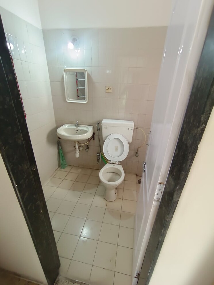 Bathroom, clover-trump 2 Bedroom 950 Sq.Ft. Apartment In Koregaon Park Pune 7530156