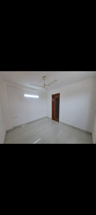 1 BHK Builder Floor For Rent in Dwarka Mor Delhi  7530262