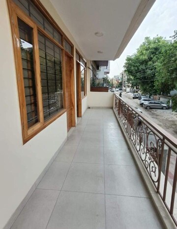 Balcony in 4 BHK Builder Floor at Ardee City, Sector 52 – for Sale
