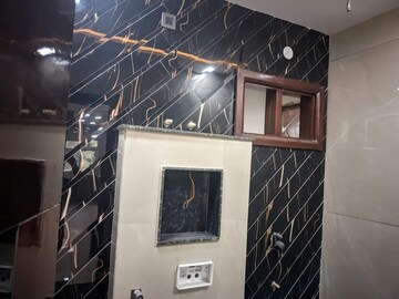 6 BHK Independent House – Exterior View View at Shalimar Bagh - for Sale