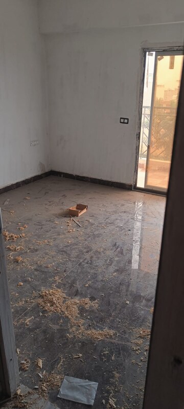 Room in 3 BHK Apartment at Arocon Rainbow, Mahurali – for Sale