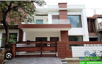Plot For Sale in Kalkaji