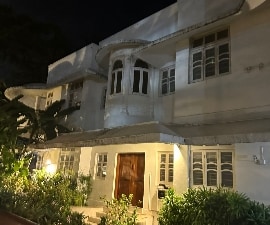 6+ BHK Independent House For Sale in Juhu Versova Link Road