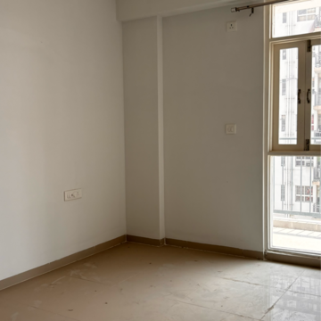 2 BHK Apartment For Sale in Ace Palm Floors, Sector 89