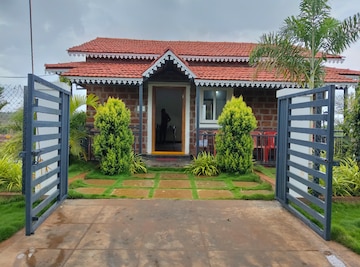  Plot – Exterior View View at Veltur - for Sale