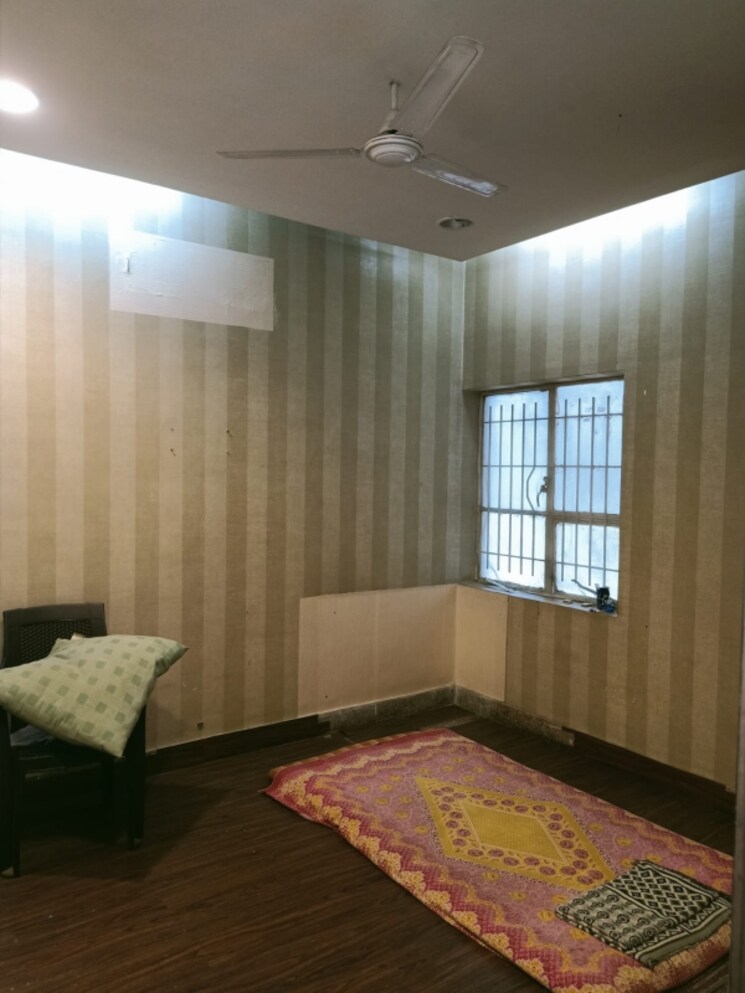 Bedroom, sarala-apartments-model-colony 2 Bedroom 1200 Sq.Ft. Apartment In Model Colony Pune 7531150