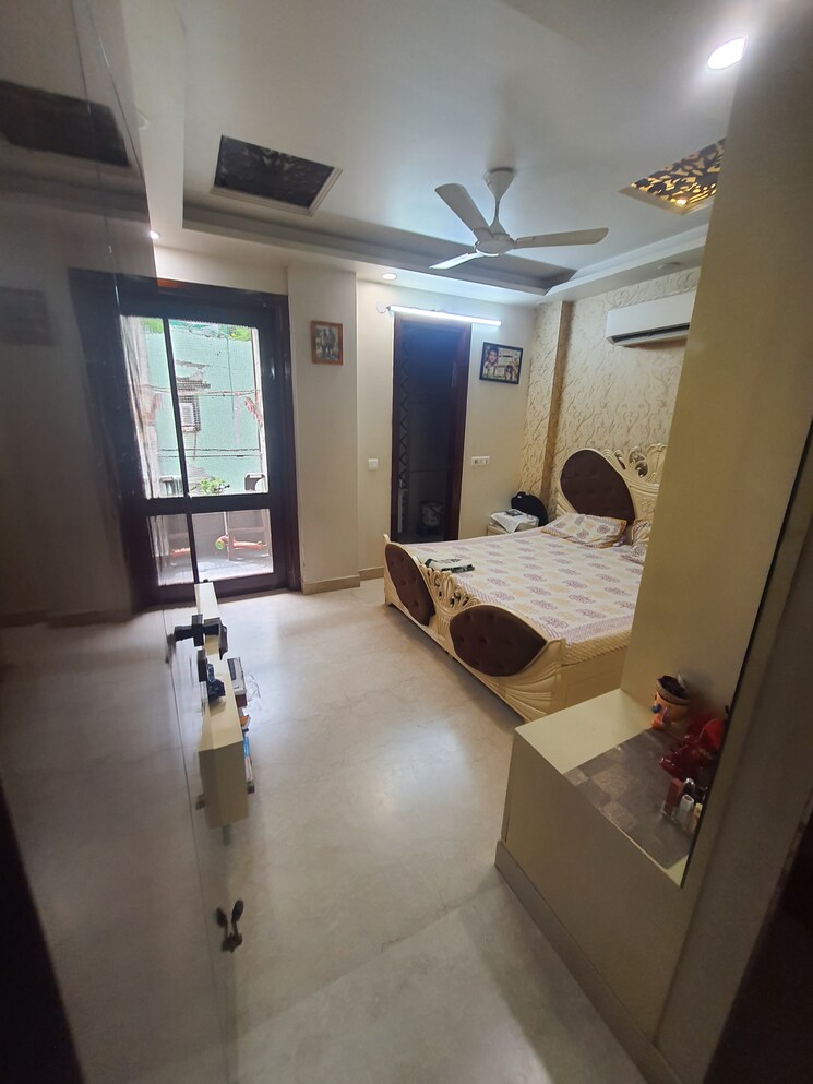 Bedroom, sainik vihar 2 Bedroom 1200 Sq.Ft. Builder Floor In Sainik Vihar Delhi 7531335