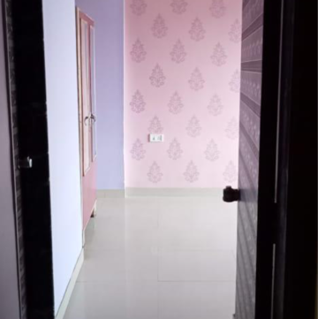 Room in 2 BHK Apartment at Mohan Pride, Wayle Nagar – for Sale
