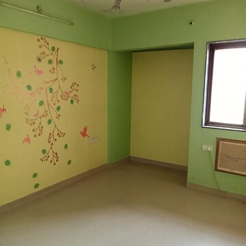 Room in 2 BHK Apartment at Mohan Pride, Wayle Nagar – for Sale