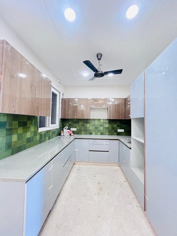 Kitchen in 3 BHK Builder Floor at SS Mayfield Gardens, Sector 51 – for Sale