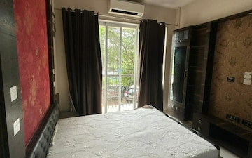 2.5 BHK Apartment For Sale in Bandra West