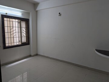 Room in 3 BHK Apartment at Narsingi – for Sale