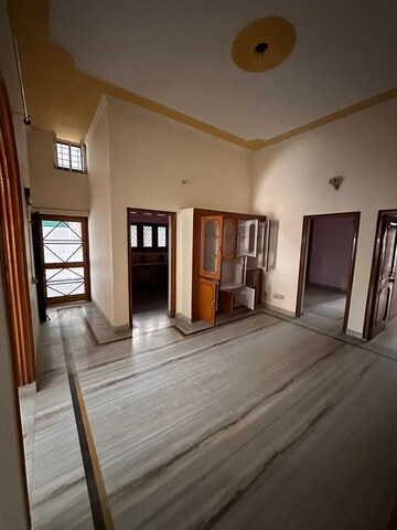 रेसिडेंशियल घर वर्ग फुट फॉर रेंट इन जीएमएस रोड देहरादून  7532082