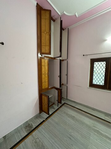 रेसिडेंशियल घर वर्ग फुट फॉर रेंट इन जीएमएस रोड देहरादून  7532082