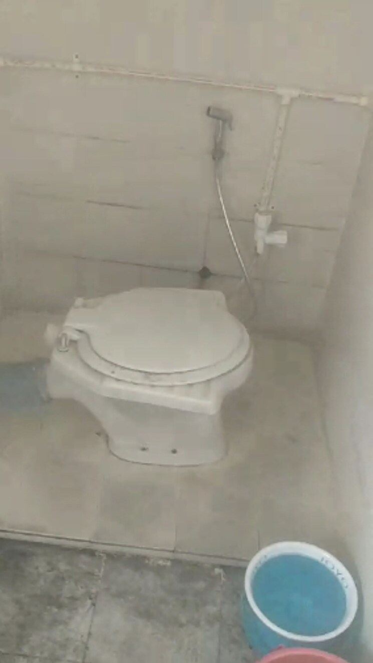 Bathroom, anand-siddhi-chs 2 Bedroom 725 Sq.Ft. Apartment In Kandivali West Mumbai 7522205