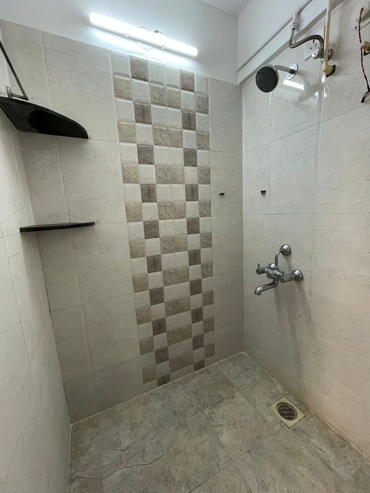 Bathroom, shivam-angan 2 Bedroom 978 Sq.Ft. Apartment In Ambegaon Budruk Pune 7532229