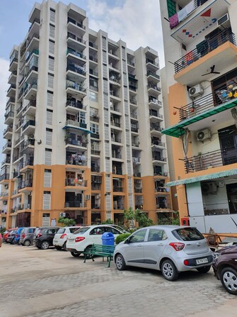 3 BHK Apartment For Resale in Om Apartments Sahibabad Vrindavan Garden Ghaziabad  7532255