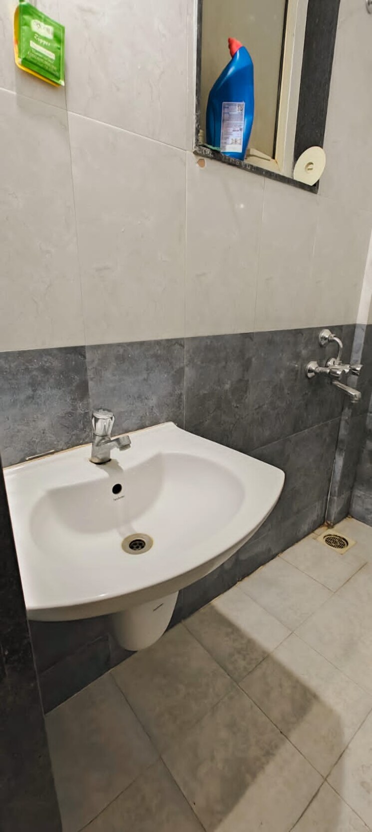 Bathroom, tribute-vihana 1 Bedroom 615 Sq.Ft. Apartment In Mundhwa Pune 7532375