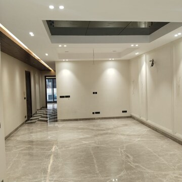 Room in 3.5 BHK Apartment at M3M Golf Hills, Sector 79 – for Sale