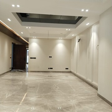 Room in 3.5 BHK Apartment at M3M Golf Hills, Sector 79 – for Sale