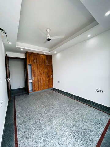 रेसिडेंशियल बिल्डर फ्लोर वर्ग फुट फॉर रेंट इन चट्टरपुर दिल्ली  7532988