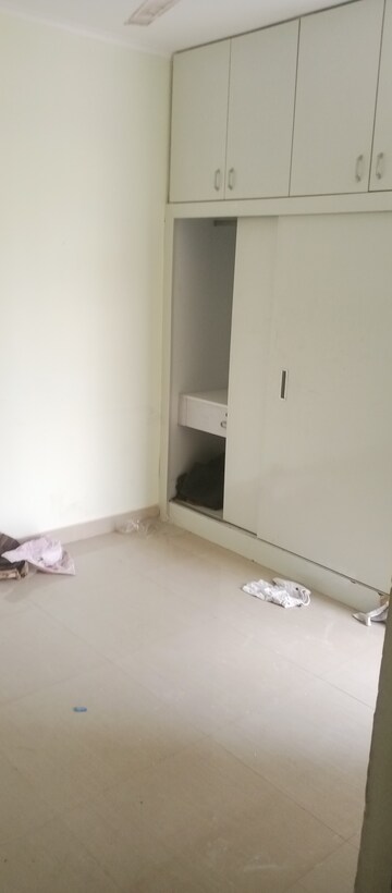Room in 2.5 BHK Apartment at Sector 84 – for Sale