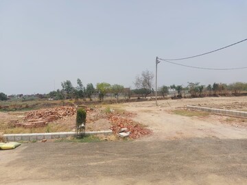 Plot Area in  Plot at Gosainganj – for Sale