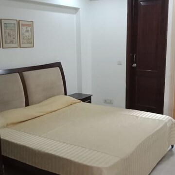 Bedroom in 3 BHK Builder Floor at Saket – for Rent