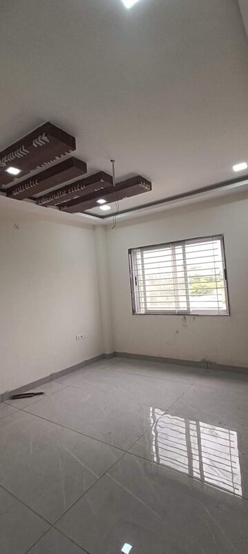 Room in 2 BHK Independent House at Super Corridor – for Sale